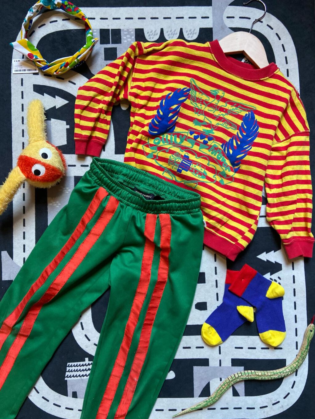 Instagram post from lariekoekzaandam. This post is in position 0.