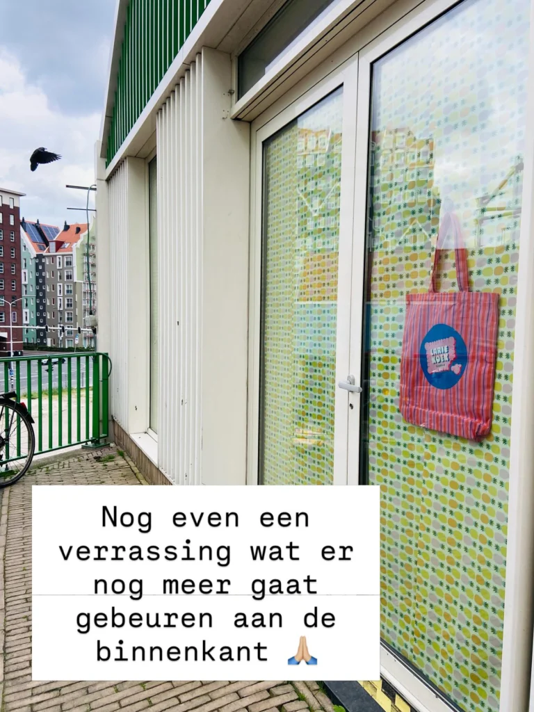 Instagram post from lariekoekzaandam. This post is in position 1.