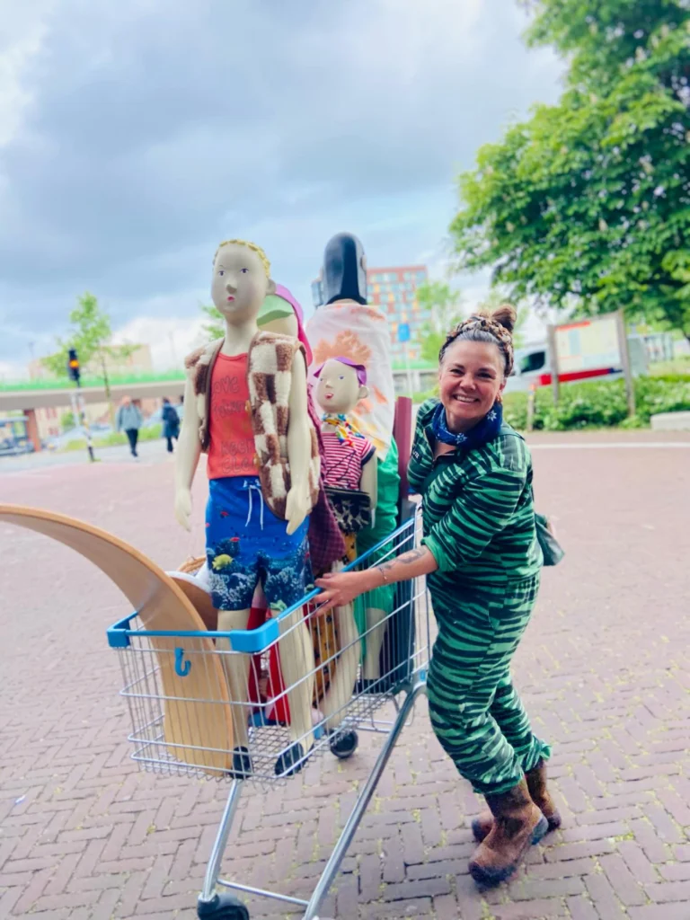 Instagram post from lariekoekzaandam. This post is in position 1.