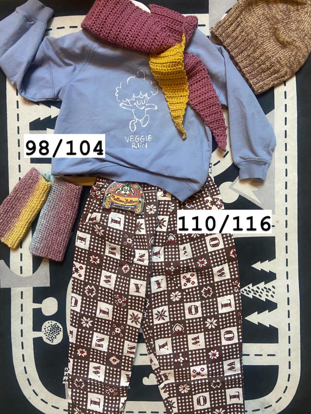 Instagram post from lariekoekzaandam. This post is in position 3.