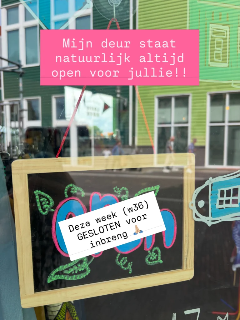 Instagram post from lariekoekzaandam. This post is in position 3.
