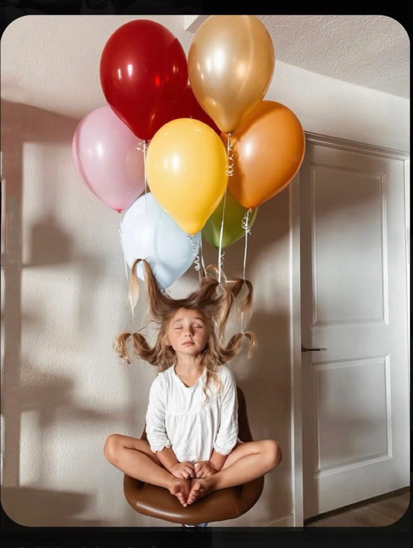 Instagram post from lariekoekzaandam. This post is in position 2.