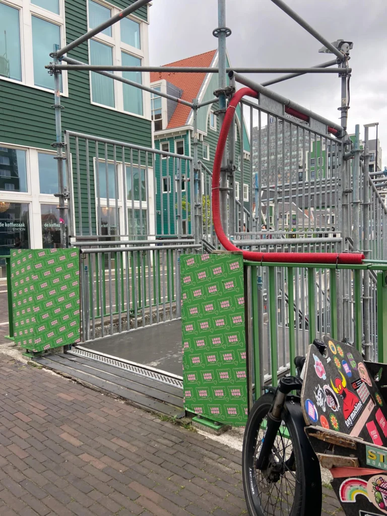 Instagram post from lariekoekzaandam. This post is in position 1.