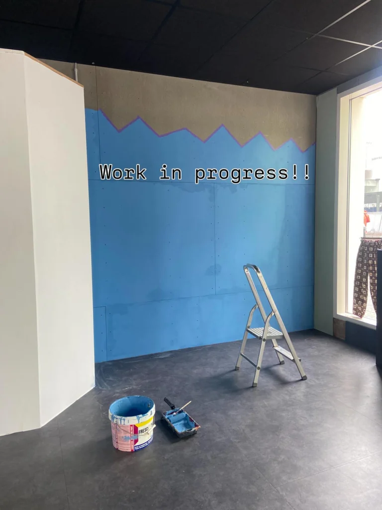 Instagram post from lariekoekzaandam. This post is in position 0.