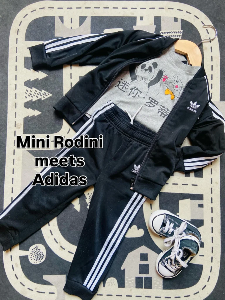 Instagram post from lariekoekzaandam. This post is in position 3.