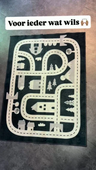 Instagram post from lariekoekzaandam. This post is in position 3.
